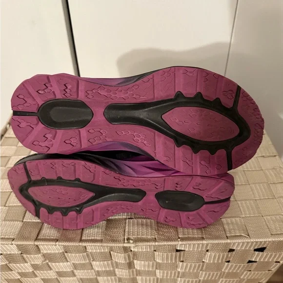 ASICS Women's Dynablast - Picture 2 of 5